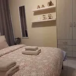 Апартаменты Near The Sea, Волос