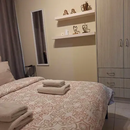 Apartment Near The Sea, Volos