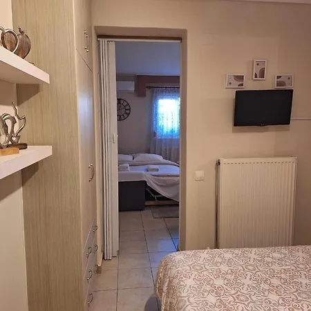 Near The Sea, Apartmán Volos